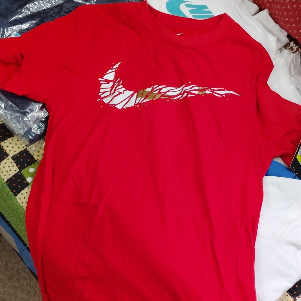 Nike Swoosh Dri Fit Tee